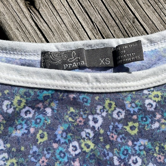 Prana Tee - Picture 2 of 3